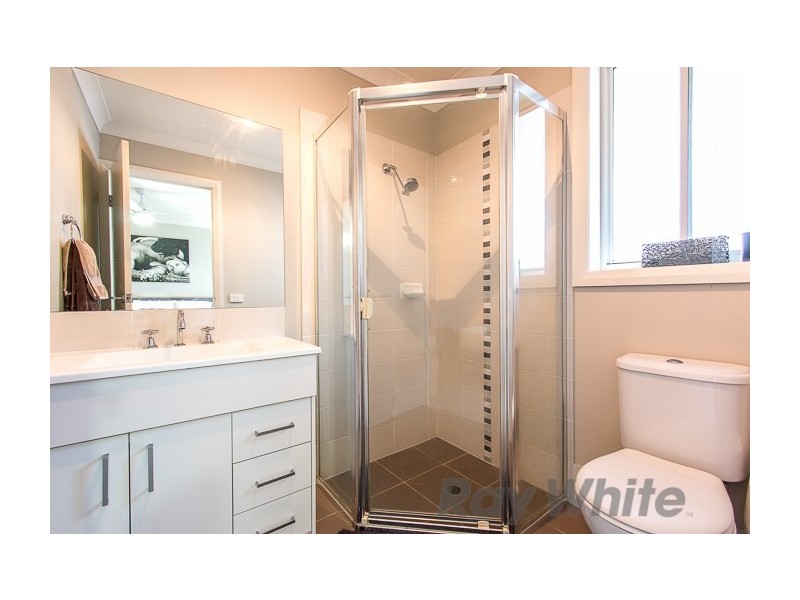 7 Nicholas Close, Cameron Park NSW 2285