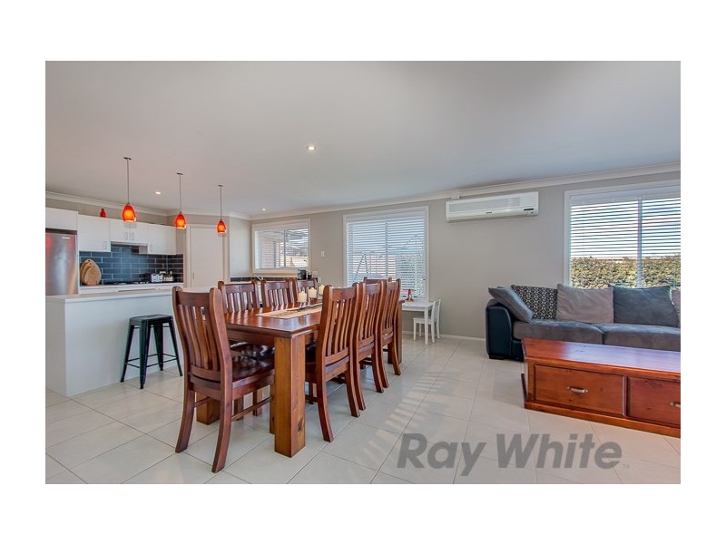 7 Nicholas Close, Cameron Park NSW 2285