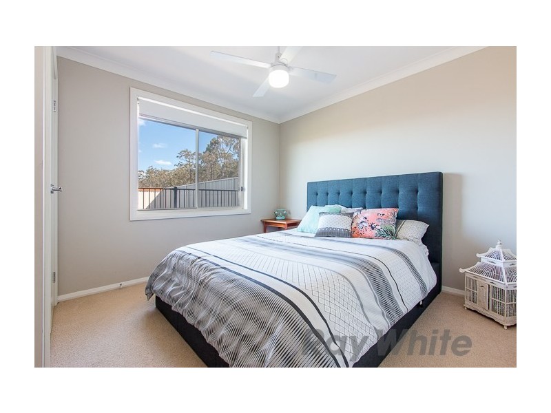 7 Nicholas Close, Cameron Park NSW 2285