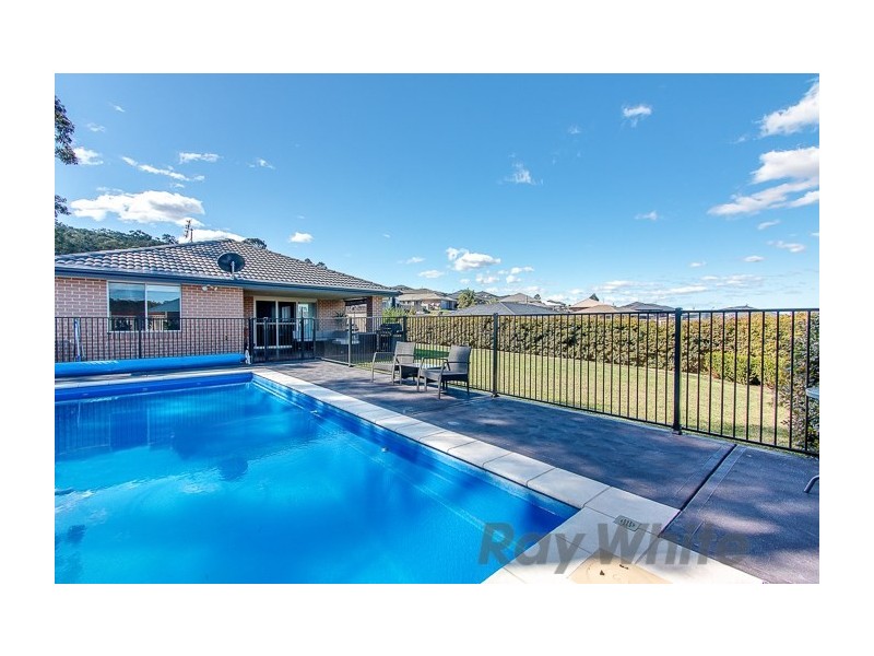 7 Nicholas Close, Cameron Park NSW 2285