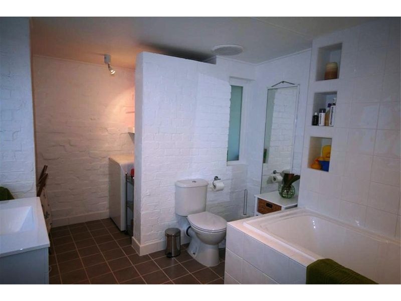 35 Perkins Street, Newcastle NSW 2300