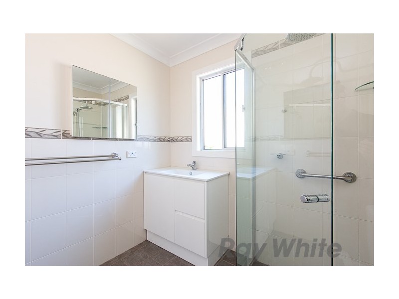 14 Kitchener Parade, Mayfield East NSW 2304