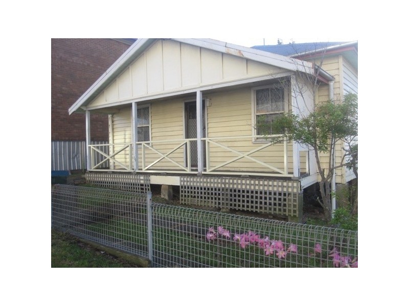 4 Smith Street, Charlestown NSW 2290