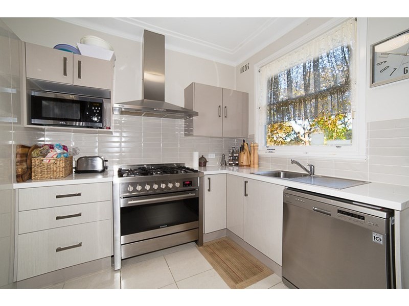 33 Kimbarra Close, Kotara NSW 2289