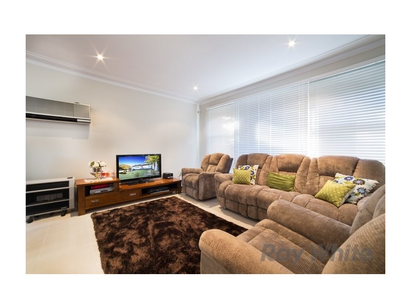 33 Kimbarra Close, Kotara NSW 2289