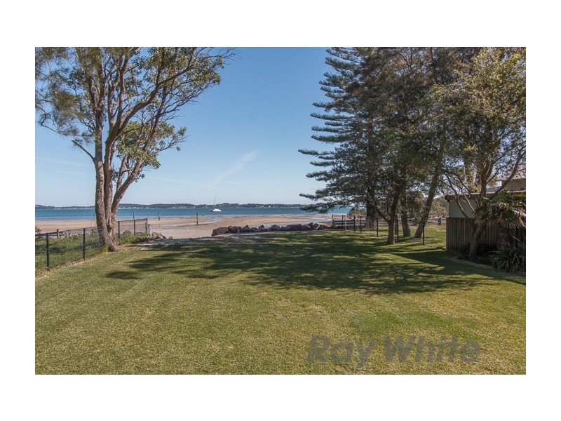 34 Cunningham Street, Pindimar NSW 2324