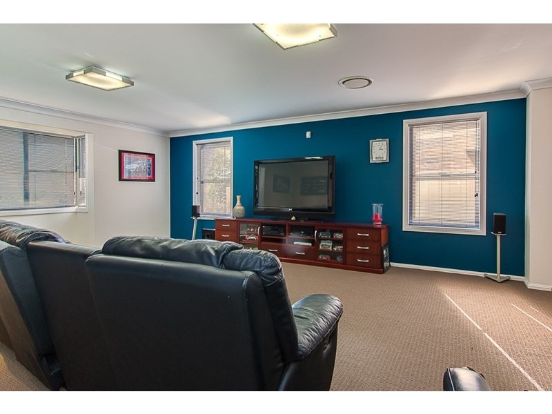 78 Constitution Drive, Cameron Park NSW 2285