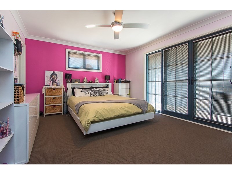 78 Constitution Drive, Cameron Park NSW 2285