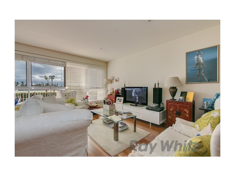2/304 Wharf Road, Newcastle NSW 2300