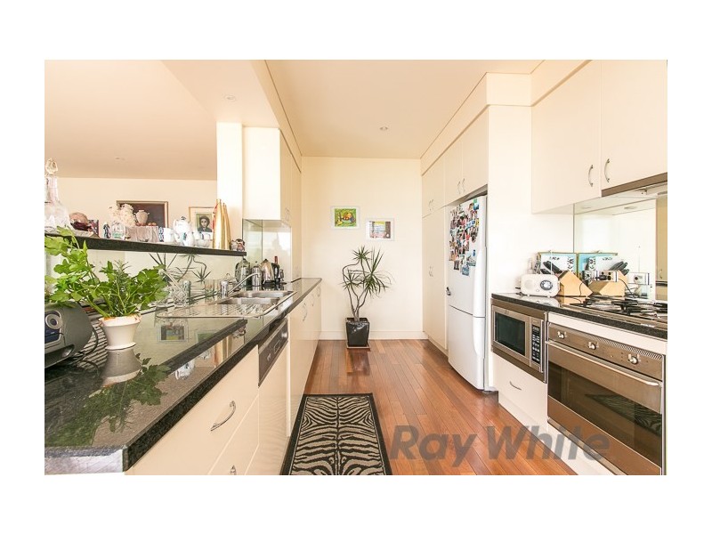 2/304 Wharf Road, Newcastle NSW 2300