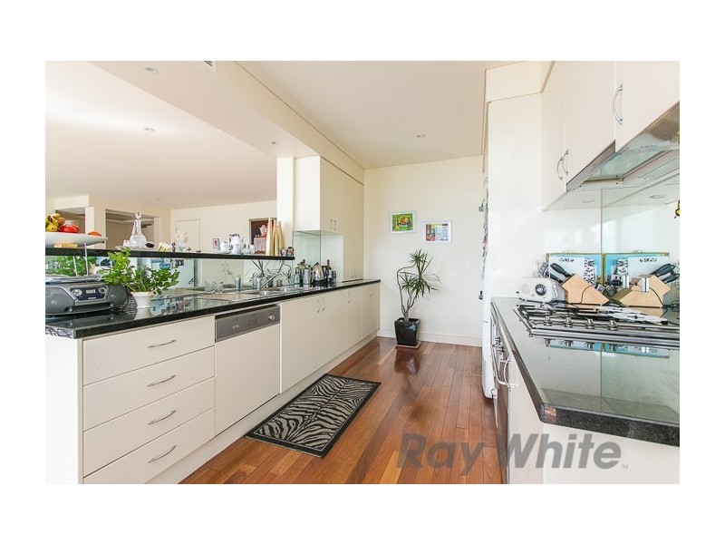 2/304 Wharf Road, Newcastle NSW 2300