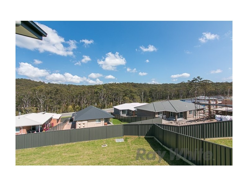 9 Yarborough Road, Cameron Park NSW 2285