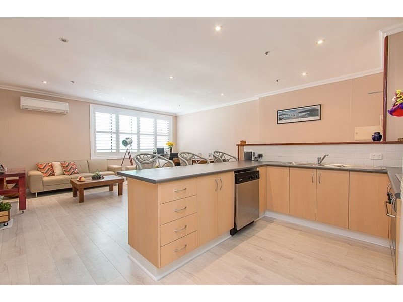 4/16-20 Watt Street, Newcastle NSW 2300