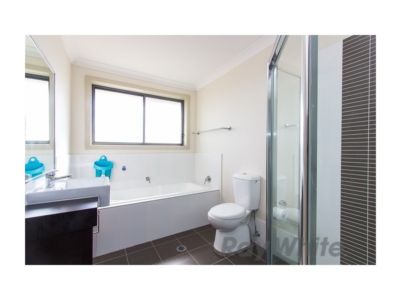 14 Raleigh Street, Cameron Park NSW 2285