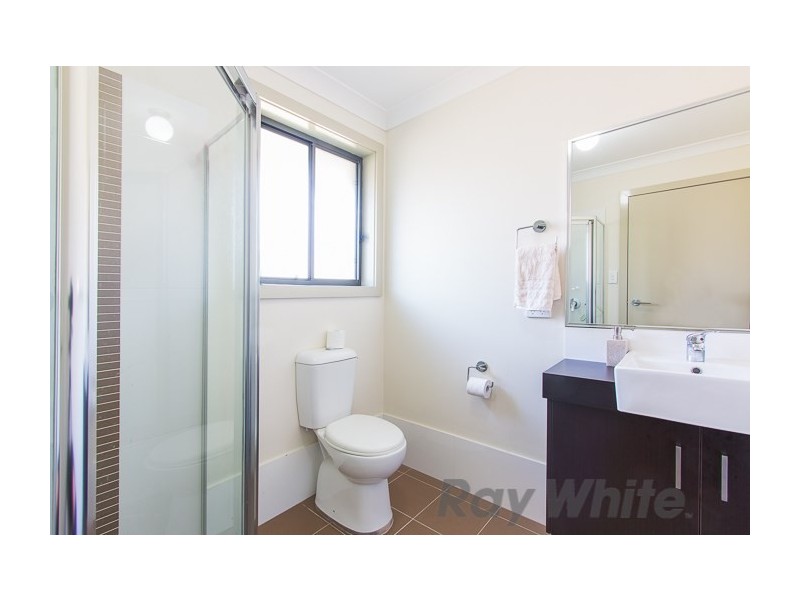 14 Raleigh Street, Cameron Park NSW 2285