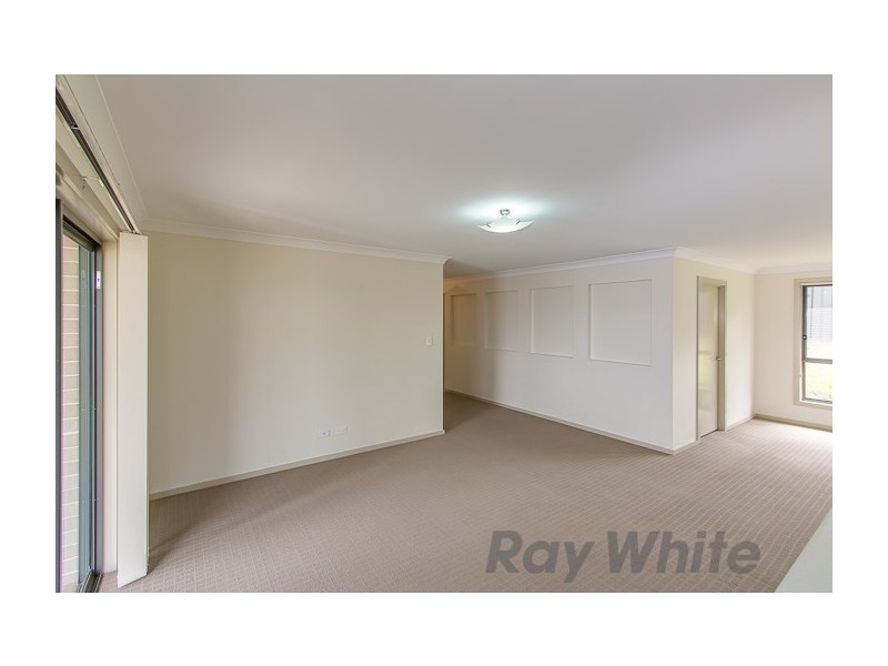 14 Raleigh Street, Cameron Park NSW 2285