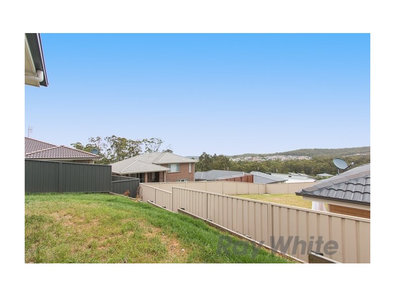 14 Raleigh Street, Cameron Park NSW 2285