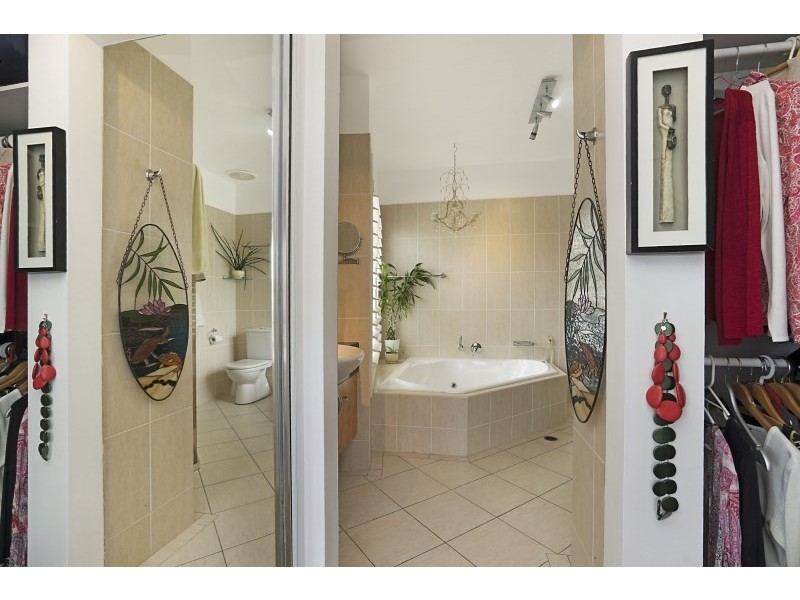 2/139 Brooks Street, Bar Beach NSW 2300