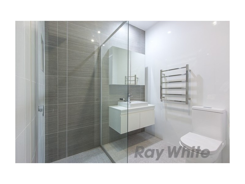 1/4 Carrington Parade, New Lambton NSW 2305