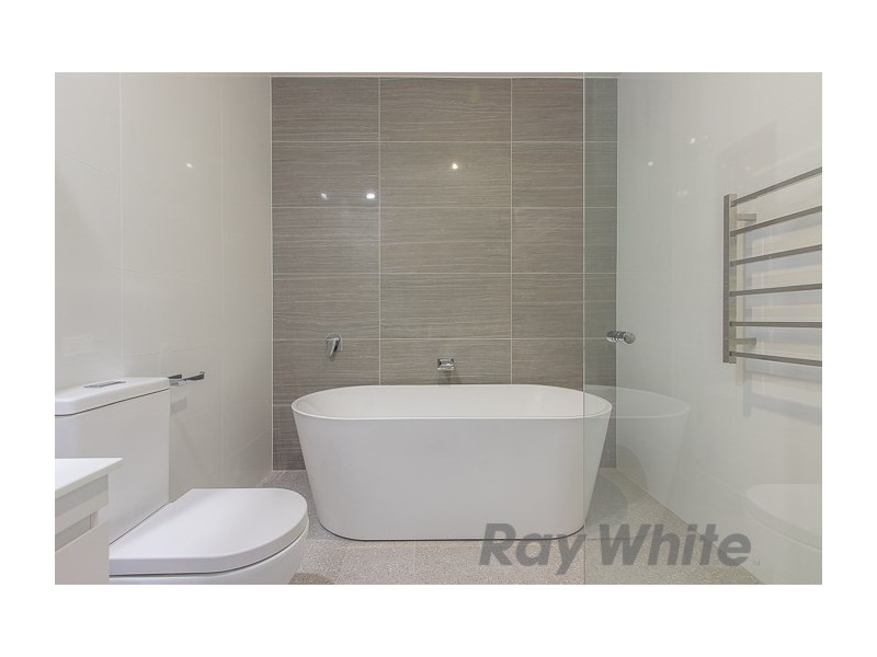 1/4 Carrington Parade, New Lambton NSW 2305