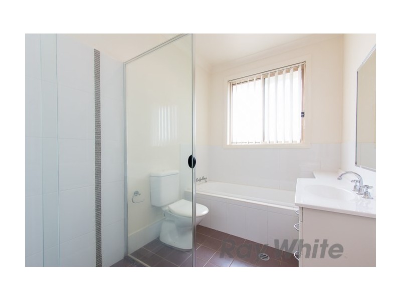 Unit 4/49 Karuah Street, Thornton NSW 2322