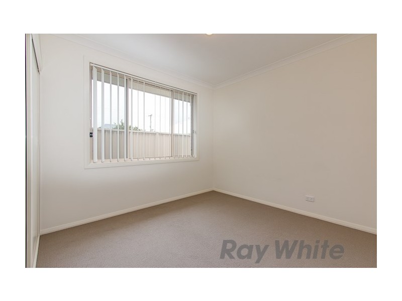 Unit 4/49 Karuah Street, Thornton NSW 2322