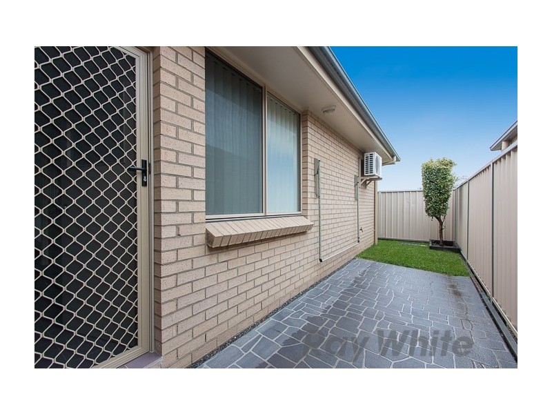 Unit 4/49 Karuah Street, Thornton NSW 2322