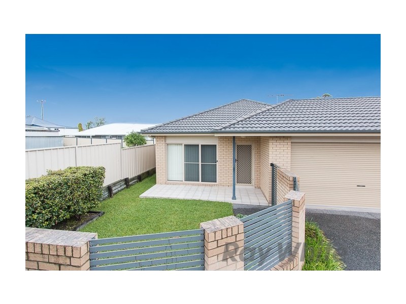 Unit 4/49 Karuah Street, Thornton NSW 2322