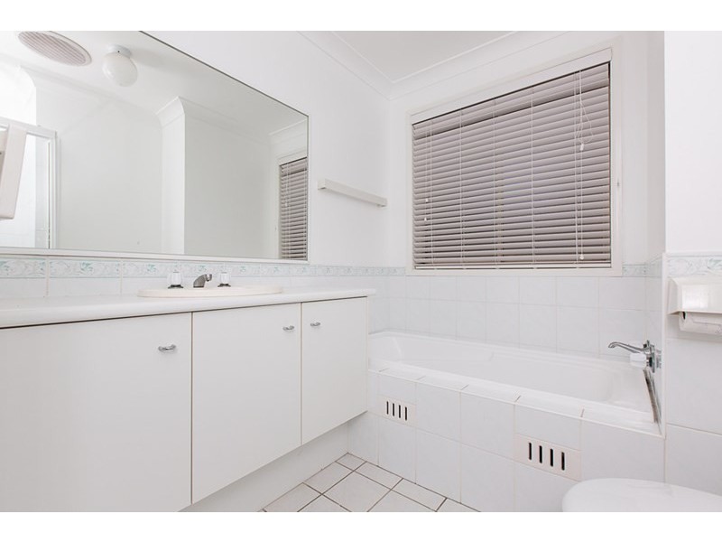 1/4 McCann Court, Carrington NSW 2294