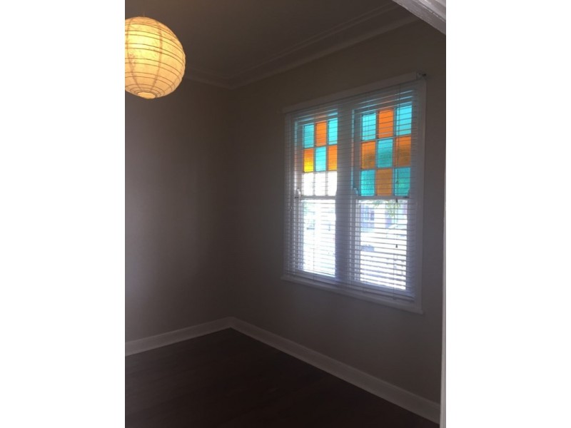 16 Roslyn Street, Islington NSW 2296