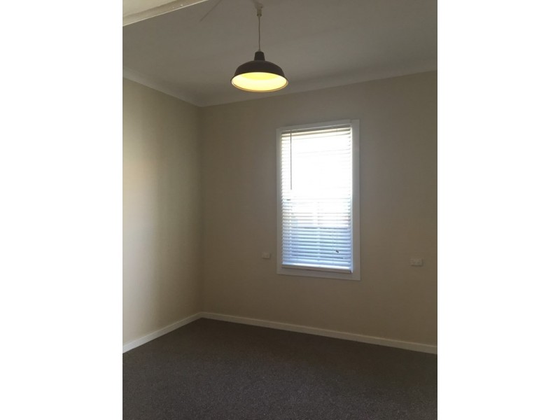 16 Roslyn Street, Islington NSW 2296