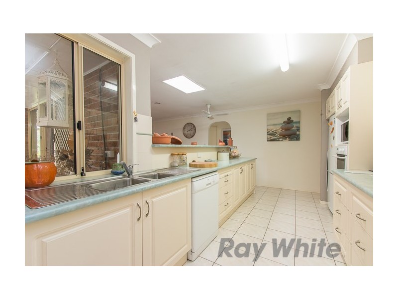 3 Holt Place, Raymond Terrace NSW 2324