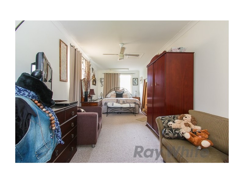 3 Holt Place, Raymond Terrace NSW 2324