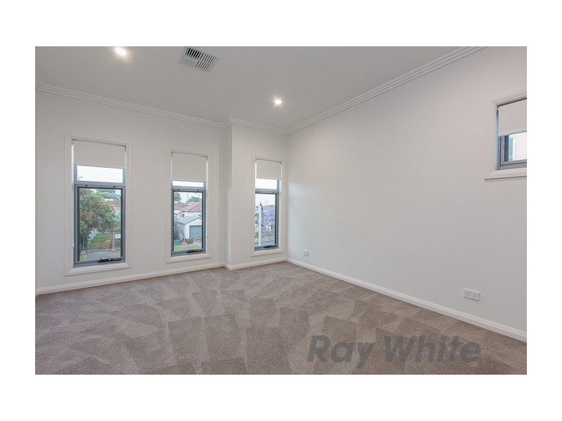 1/4 Carrington Parade, New Lambton NSW 2305