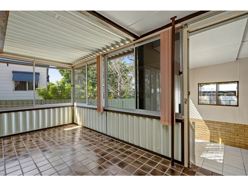 8 Hazelton Grove, Charlestown NSW 2290