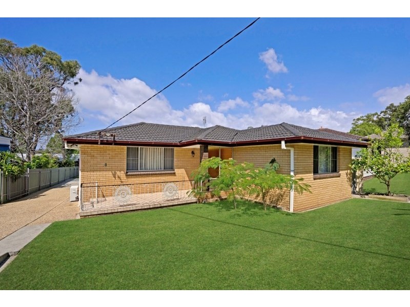 8 Hazelton Grove, Charlestown NSW 2290