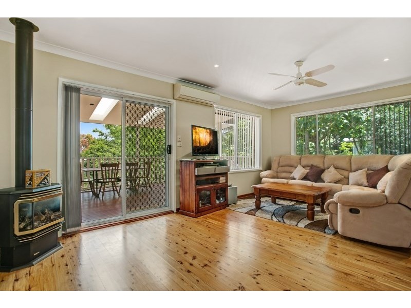 9 Louisa Avenue, Cardiff NSW 2285