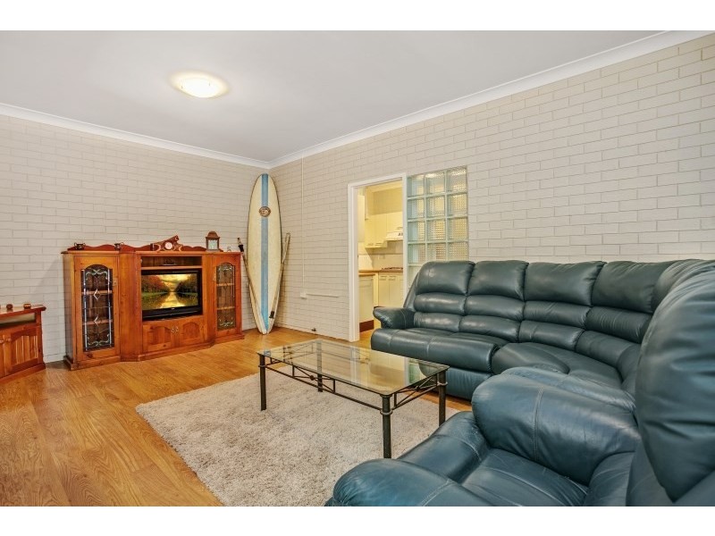 9 Louisa Avenue, Cardiff NSW 2285