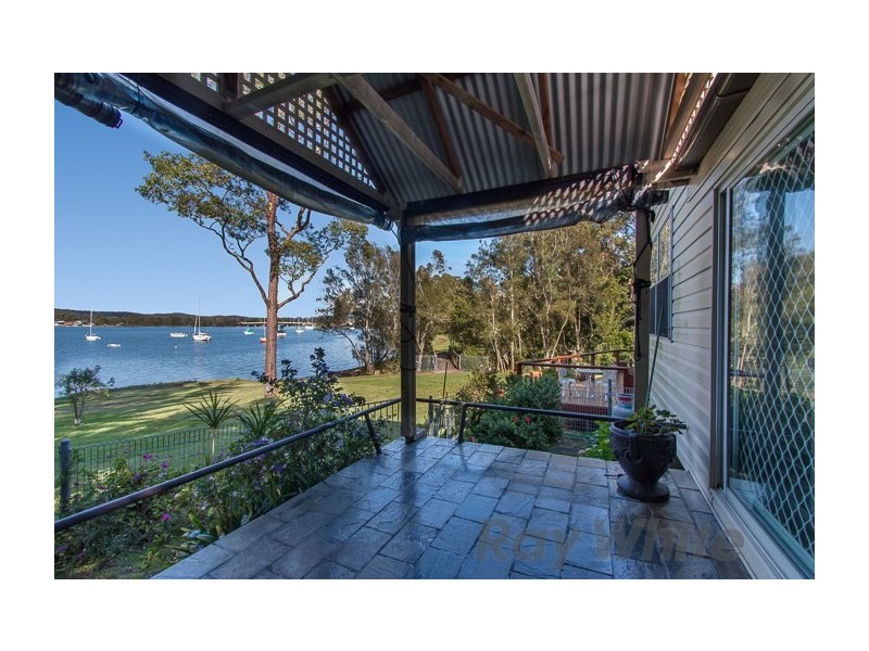 51A Bay Road, Bolton Point NSW 2283