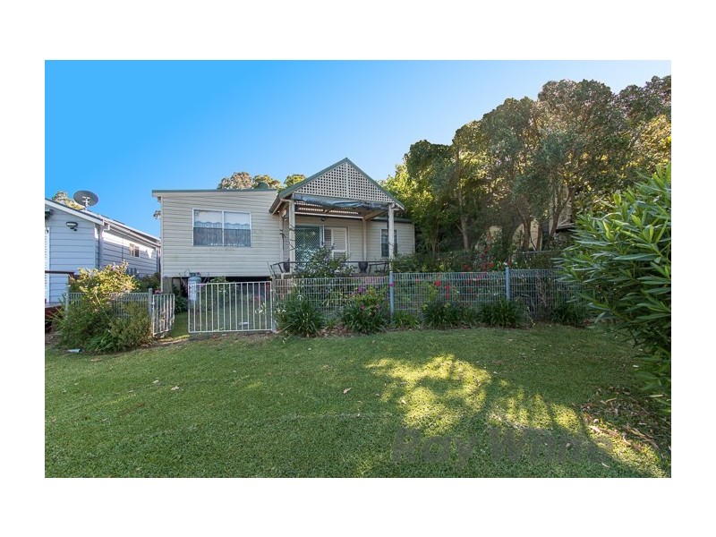 51A Bay Road, Bolton Point NSW 2283