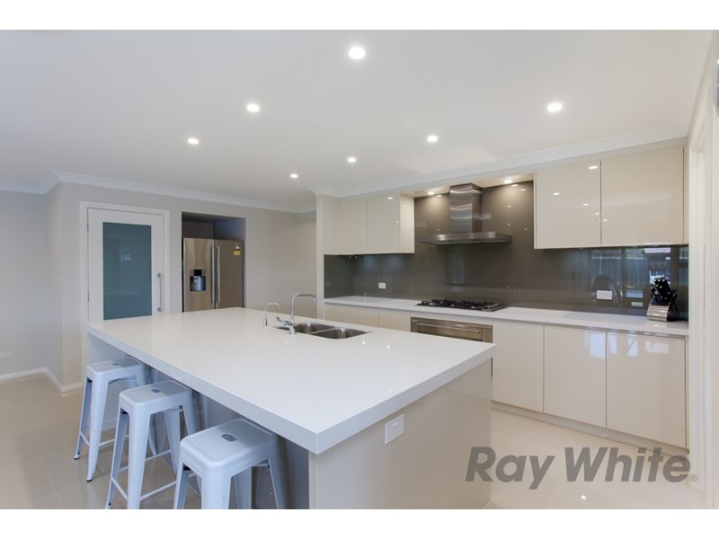 4 Jabiru Drive, Fern Bay NSW 2295