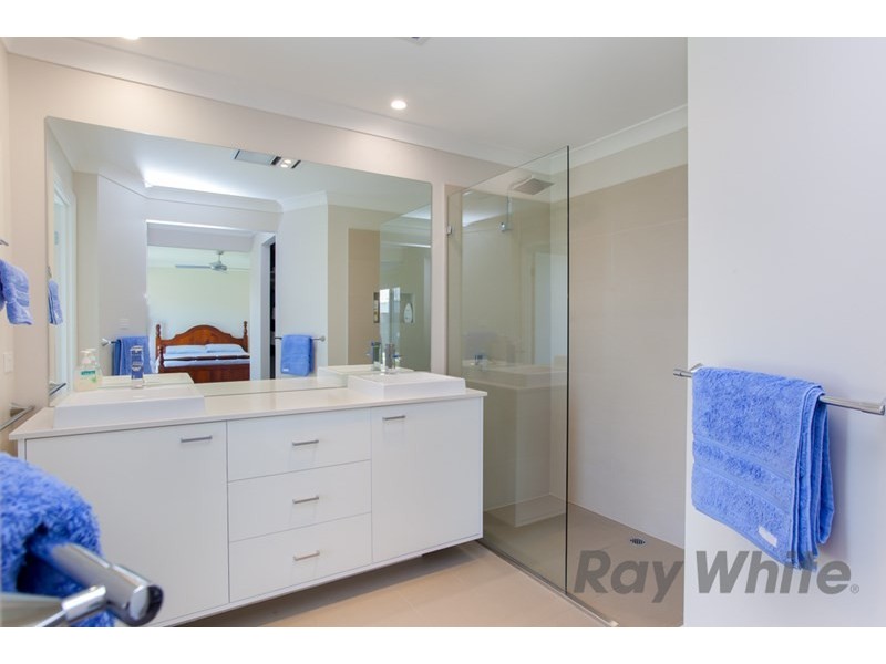 4 Jabiru Drive, Fern Bay NSW 2295