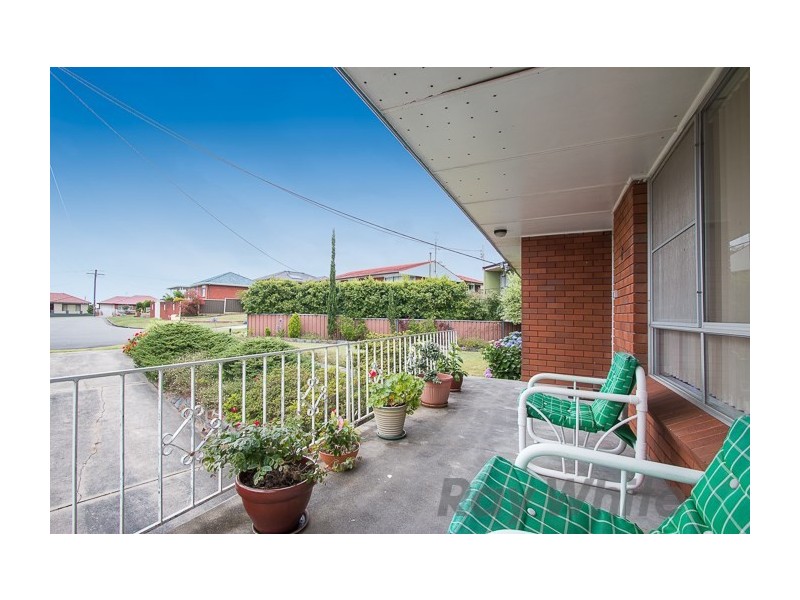 6 Birrong Place, Charlestown NSW 2290