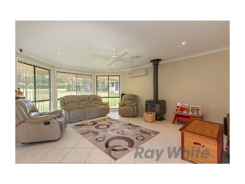 21 South Esk Drive, Seaham NSW 2324