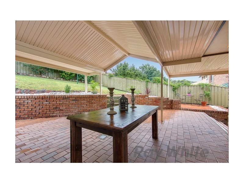 14 Woodside Drive, Eleebana NSW 2282