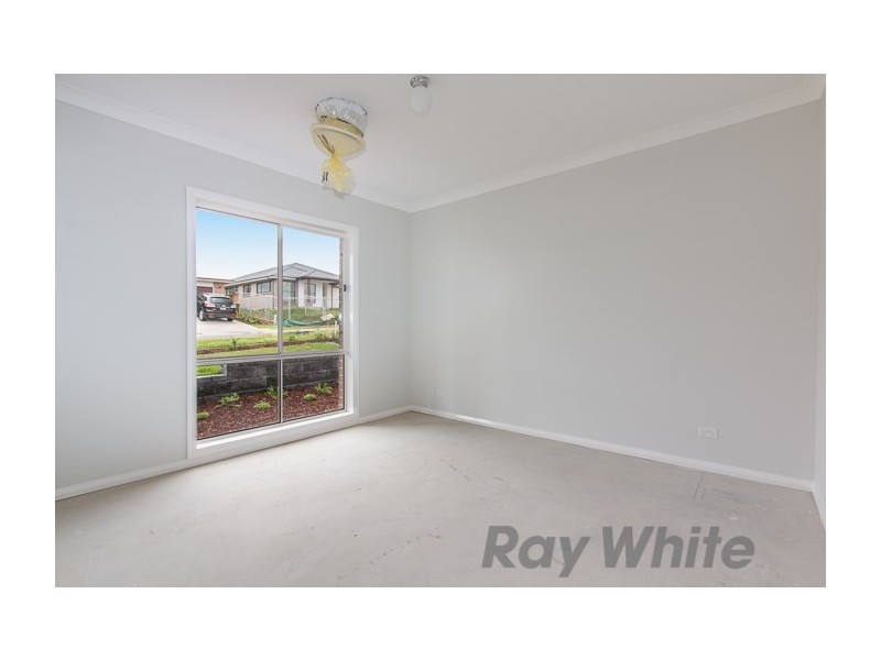 29 Gazelle Crescent, Fletcher NSW 2287