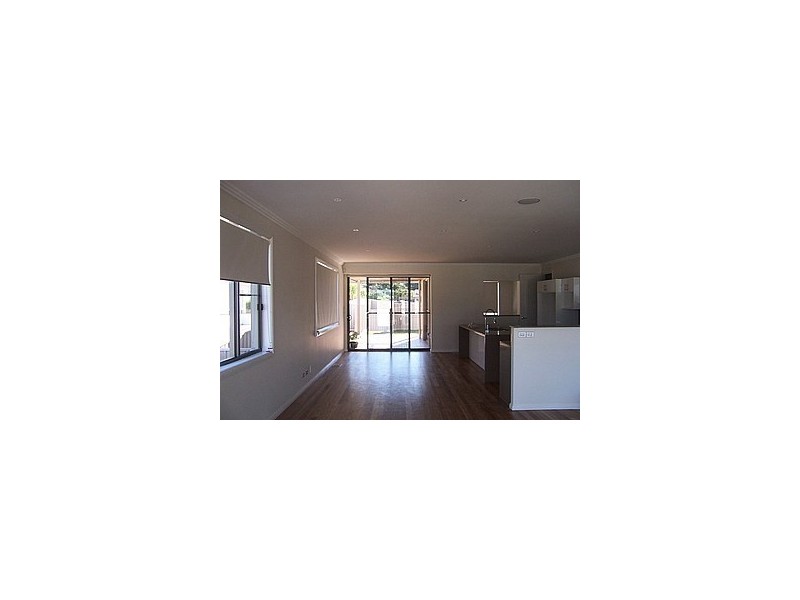 2/386 The Esplanade, Speers Point NSW 2284
