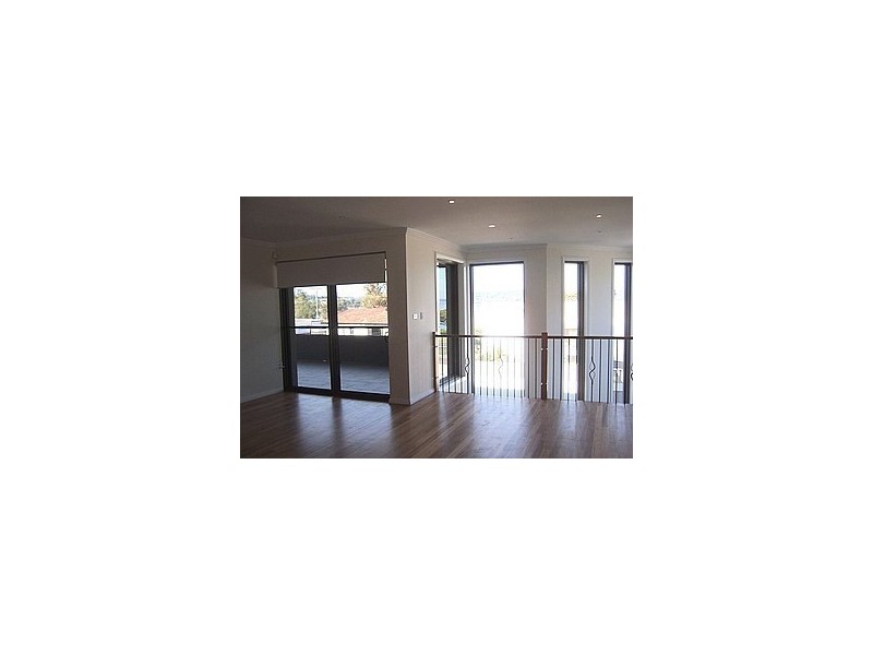 2/386 The Esplanade, Speers Point NSW 2284