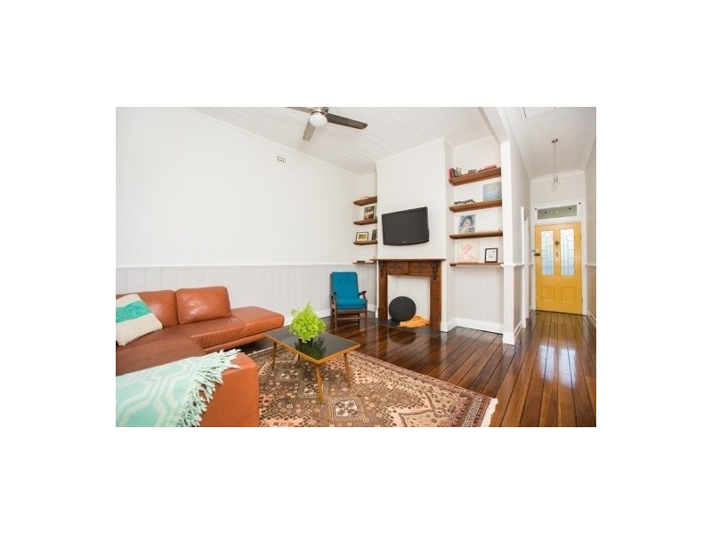 96 Chinchen Street, Islington NSW 2296