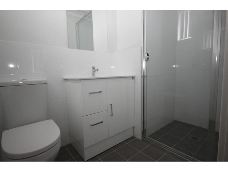 1/301 Sandgate Road, Shortland NSW 2307